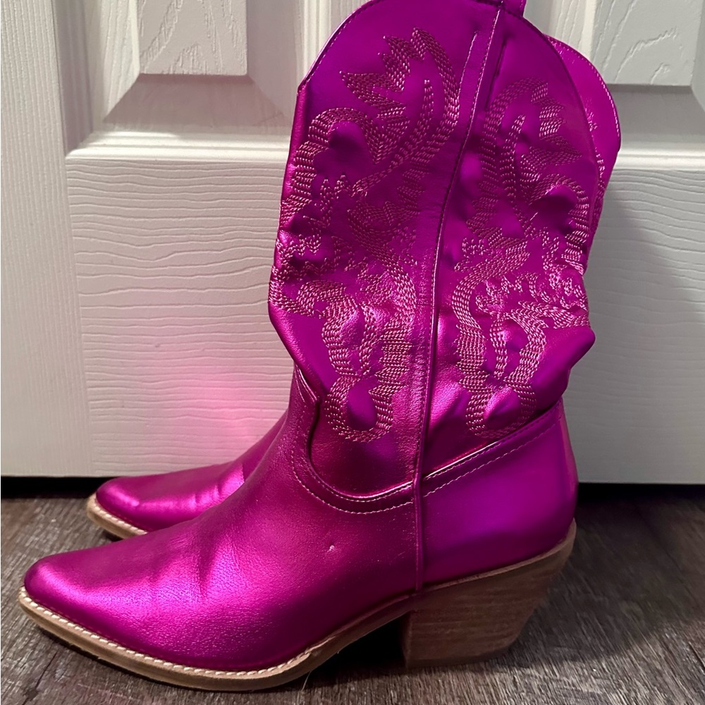 Metallic Fuchsia Women’s Western Boots